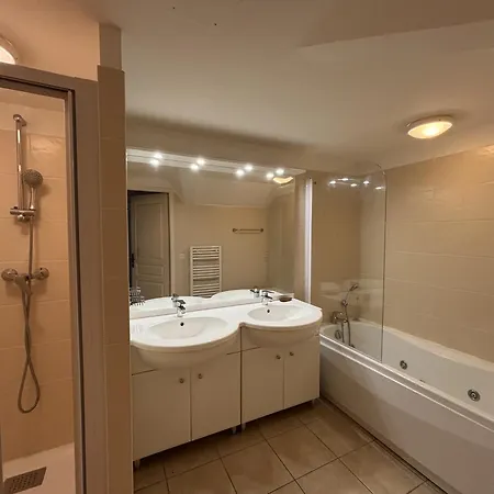 Apartamento Superbe En Hyper Centre, Proche Plage, Linge Et Menage Inclus