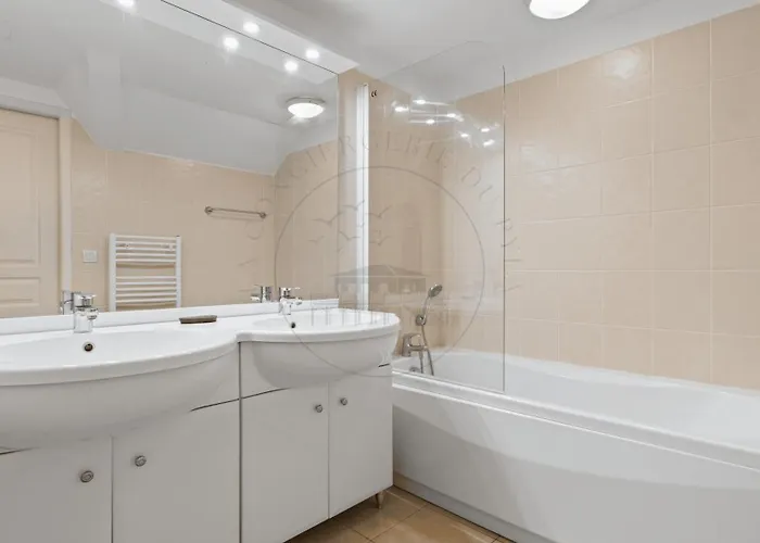 Superbe En Hyper Centre, Proche Plage, Linge Et Menage Inclus Lägenhet